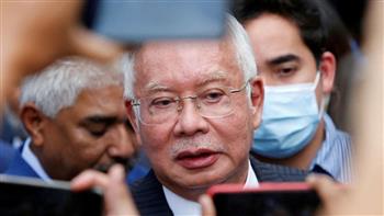 تخفيف عقوبة سجن رئيس وزراء ماليزيا السابق 