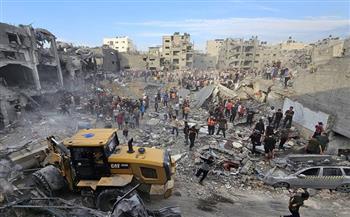 الدفاع المدني في غزة : إنهاء وحشي للحياة .. ولا نستطيع الوصول للشهداء والجرحى