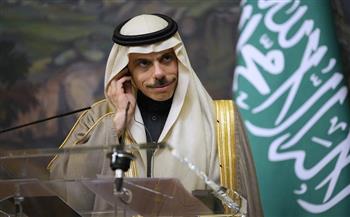 وزير الخارجية السعودي يتلقى اتصالا هاتفيًا من وزير الخارجية الإيراني