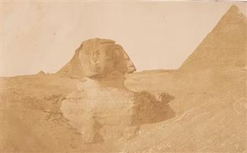بيع صورة نادرة من العصر الفيكتوري لـ "أبو الهول" مدفونا في الرمال بـ 168 ألف جنيه إسترليني