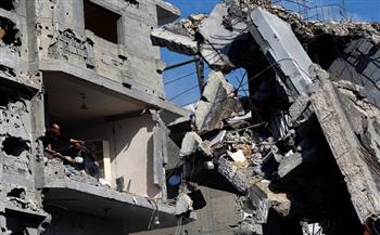 قصف إسرائيلي عنيف على مخيمات وسط قطاع غزة