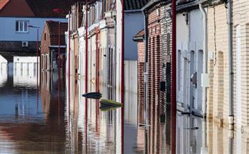 السلطات الفرنسية تقرر الإبقاء على إغلاق مدارس شمالي البلاد بسبب الفيضانات