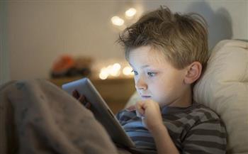 للوالدين.. 10 نصائح لتدريب الأطفال على استخدام الوسائط الرقمية