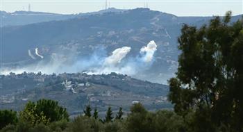 الجيش الإسرائيلي ينفذ غارات مكثفة على بلدات بالجنوب اللبناني ويستهدف مناطق بقذائف الفسفور