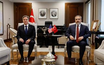 خلال محادثاته مع بلينكن.. وزير الخارجية التركي يدعو إلى وقف إطلاق النار في غزة 