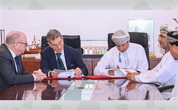 سلطنة عُمان توقع اتفاقية لامتياز تنقيب واستكشاف النفط والغاز