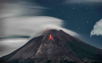 ثوران بركان "مارابي" مجددًا في إندونيسيا 