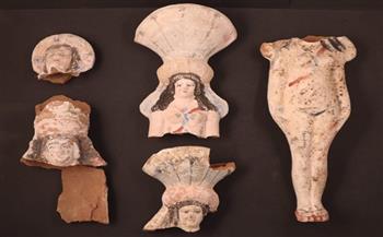الكشف عن مقابر منحوتة من العصرين البطلمي والروماني بالمنيا (صور)