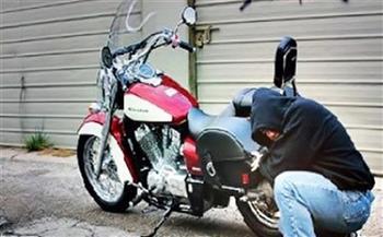 القبض على شخص بتهمة سرقة دراجة نارية في سوهاج