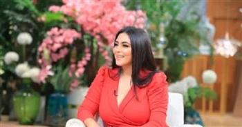 الليلة.. نهى عابدين في ضيافة «معكم منى الشاذلي»