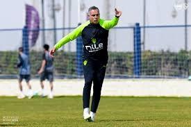 جوميز يحضر مباراة شباب الزمالك ضد الأهلي في كأس الاتحاد
