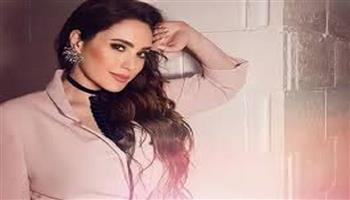 الليلة.. الفنانة عبير نعمة تحيي سهرة غنائية في مهرجان الموسيقى العربية