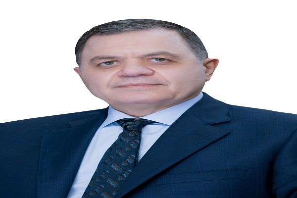 وزير الداخلية يهنئ الرئيس السيسي وقيادات القوات المسلحة بذكرى انتصارات أكتوبر