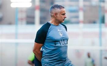 السوبر المصري.. مدرب الزمالك يلقي محاضرة فنية على اللاعبين استعدادا لمواجهة بيراميدز