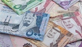   سعر الدينار الكويتي اليوم الأحد 20-10-2024 في البنوك أمام الجنيه