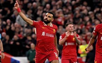 ظهير ليفربول يتغنى بمحمد صلاح