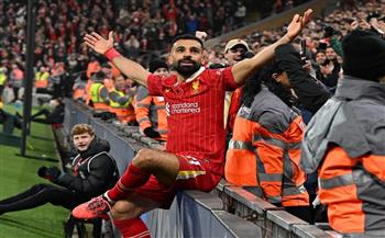 محمد صلاح يحلق مع ليفربول في صدارة الدوري الإنجليزي 