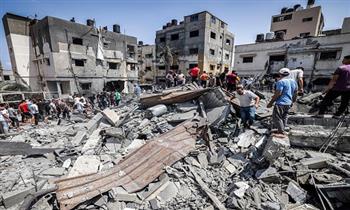 استشهاد 4 فلسطينيين وإصابة آخرين في قصف إسرائيلي على النصيرات والجلزون بغزة