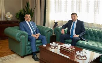وزيرا الدولة للإنتاج الحربي والزراعة يبحثان الموقف التنفيذي لمشروعات التعاون المشترك