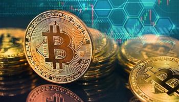 بيتكوين يرتفع ودوجكوين يقفز 50%.. كيف يؤثر فوز ترامب على العملات الرقمية؟