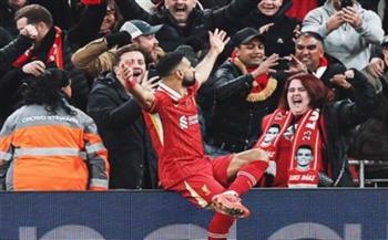 سلوت عن ما يقدمه محمد صلاح مع ليفربول: استثنائي