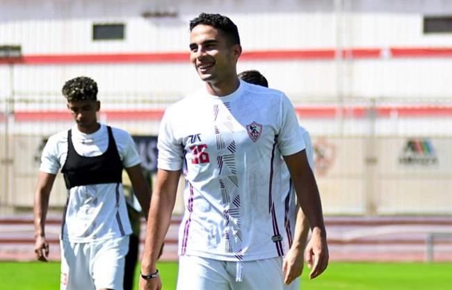 محمد حمدي يتدرب بالكرة على هامش مران الزمالك استعدادا لـ المصري