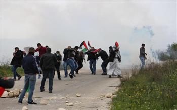 إصابات بالاختناق جراء إطلاق قوات الاحتلال الغاز السام صوب الفلسطينيين غرب الخليل