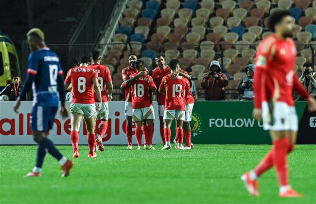 دوري أبطال أفريقيا.. الأهلي يتلاعب باستاد أبيدجان ويكتفي بثلاثية في الشوط الأول