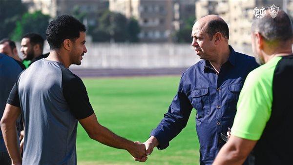 أحمد سليمان يحضر مران الزمالك استعدادًا للقاء بلاك بولز الموزمبيقي