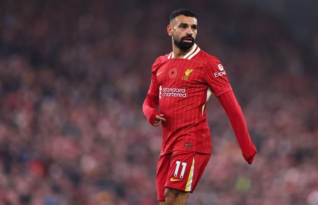 محمد صلاح يقود ليفربول للتقدم على أستون فيلا بهدف في الشوط الأول 