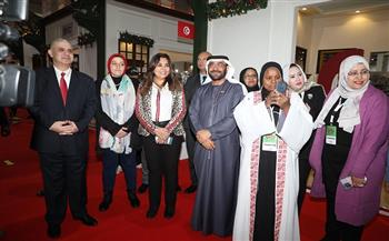 وزيرة التنمية المحلية تتفقد جناحي منصة أيادي مصر وبرنامج تنمية الصعيد بمعرض تراثنا