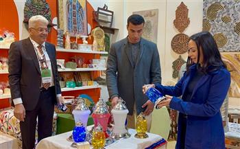 وزيرة التضامن الاجتماعي تتفقد جناح " ديارنا" المشارك في معرض  "تراثنا 2024" للحرف اليدوية والتراثية 