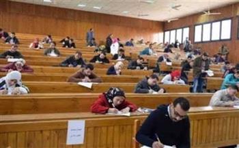 موعد امتحانات نصف العام للجامعات 2025
