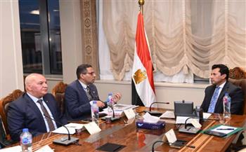   وزير الرياضة يبحث مستهدفات المصارعة مع مجلس إدارة الاتحاد بتشكيله الجديد