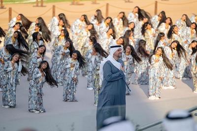 حسين الجسمي ينشد «إلى حضرة ويا دارنا» في احتفالية مسيرة الاتحاد 2024| صور