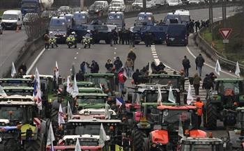 احتجاجات واسعة للمزارعين بعدة دول أوروبية ضد سياسات الاتحاد الأوروبي