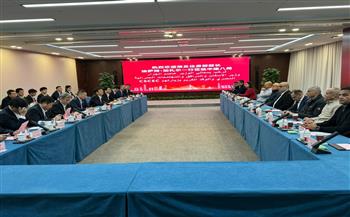 وزير الإسكان يلتقي رئيسي القطاع الدولي والمكتب الهندسي الثامن بشركة "CSCEC" الصينية    
