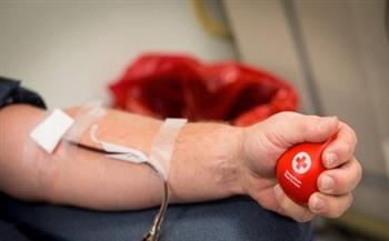 استاذ في الصحة العامة يكشف فوائد التبرع بالدم