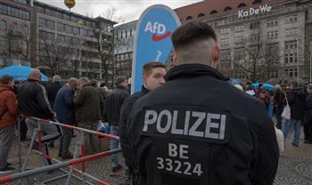 محتجون يغلقون مدخل مطبعة صحيفة «بيلد» الألمانية