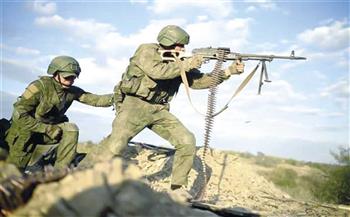 ضابط استخبارات أمريكي: وحدة القوات الأوكرانية على طول خط الجبهة تصدعت