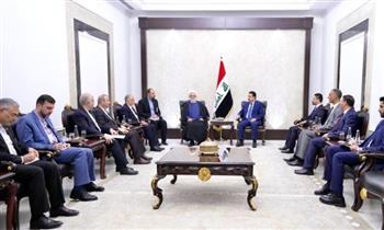 رئيس الوزراء العراقي يؤكد أهمية تعزيز التعاون مع إيران في مواجهة الإرهاب 