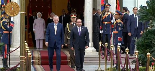 بث مباشر.. مراسم استقبال رسمية لأردوغان بقصر الاتحادية