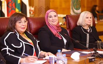 وزيرة التضامن تفتتح فعاليات المؤتمر السنوي لجمعية سيدات أعمال مصر الـ 21