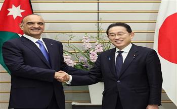 رئيس وزراء الأردن ونظيره الياباني يؤكدان الحرص على تعزيز العلاقات التاريخية بين البلدين