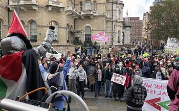 القبض على 10 متظاهرين خلال مشاركتهم في مسيرة مؤيدة لفلسطين في لندن