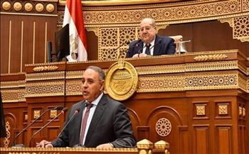«الشيوخ» يناقش طلبا بشأن سياسة الحكومة حول التحديات أمام الصناعة المصرية