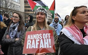 مظاهرة في براج لوقف المجازر الصهيونية بحق الشعب الفلسطيني