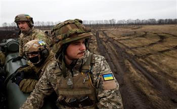 لوموند: كييف تضطر إلى تقليص طموحاتها العسكرية