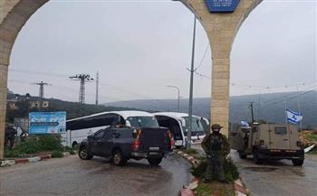 الاحتلال الاسرائيلي يغلق بلدة "دير استيا" غرب سلفيت لمنع فعالية مناهضة للاستعمار
