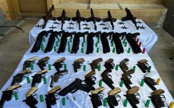 الأمن يداهم أوكار المخدرات والسلاح في 4 محافظات 